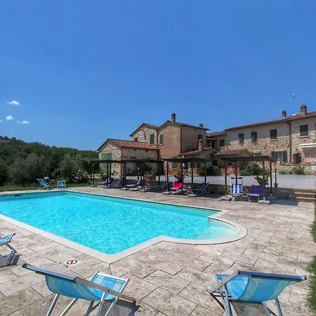 In With Pool And Terrace