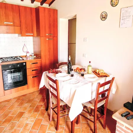 In With Pool And Terrace Asciano