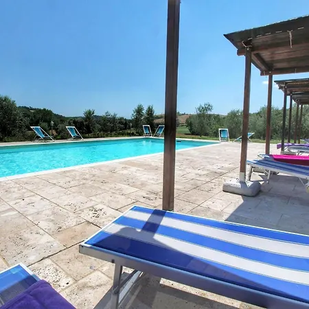 In With Pool And Terrace